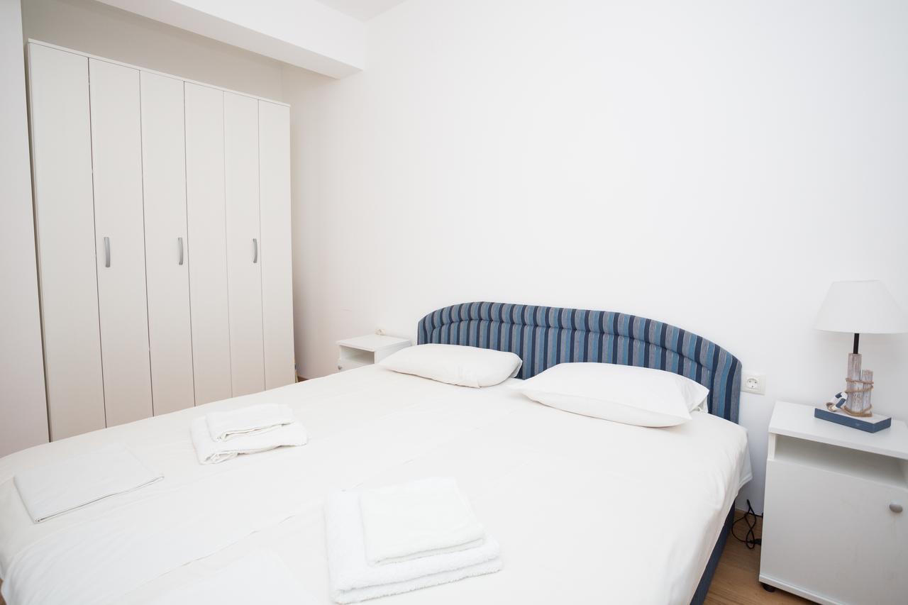 Apartment With Sea View 拉法洛维奇 外观 照片