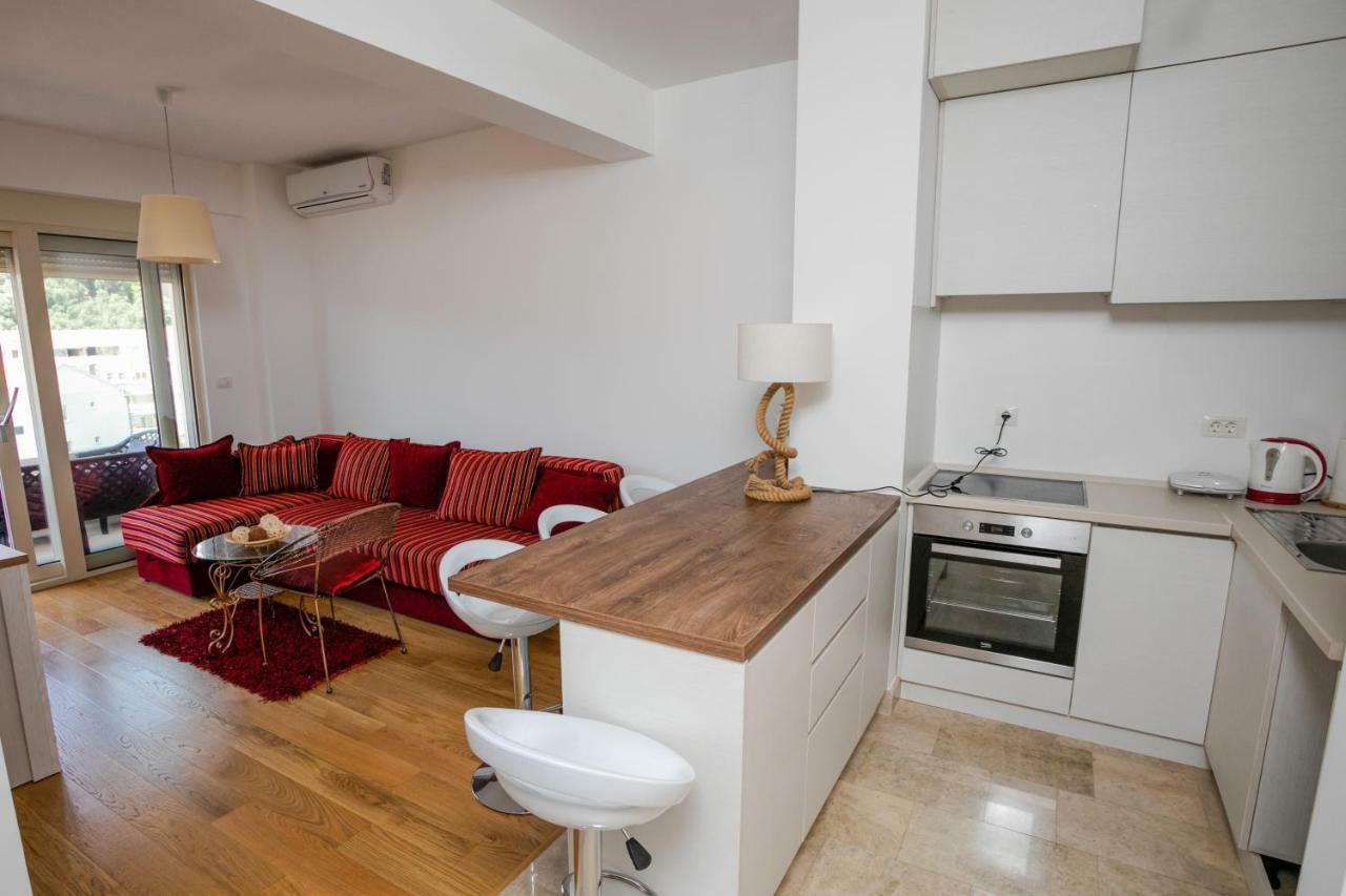 Apartment With Sea View 拉法洛维奇 外观 照片