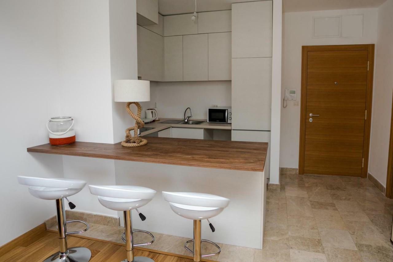Apartment With Sea View 拉法洛维奇 外观 照片