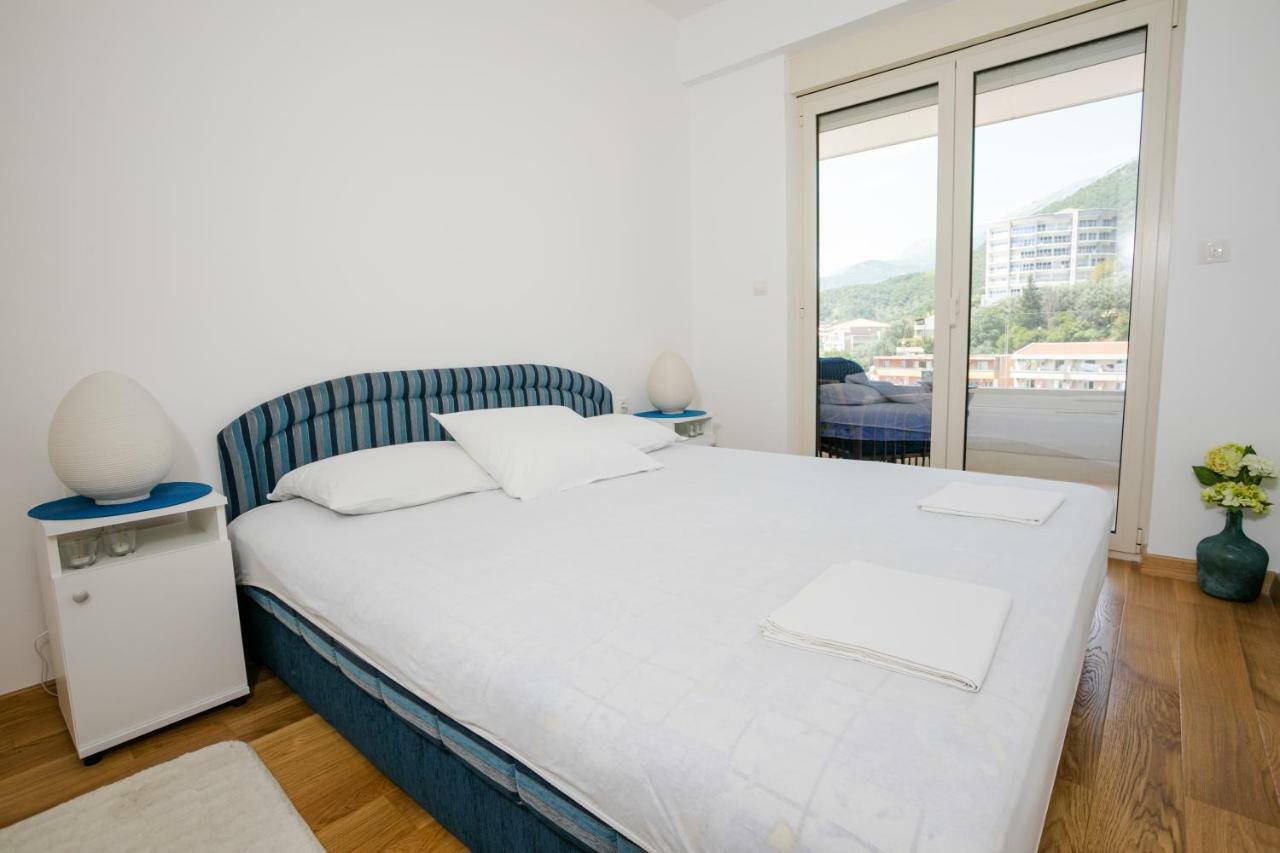 Apartment With Sea View 拉法洛维奇 外观 照片